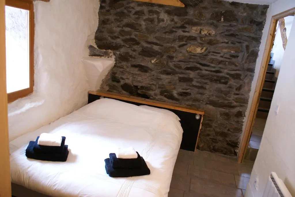 Chalet Hamlet Praranger Guest house