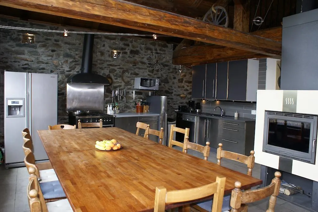 Chalet Hamlet Praranger